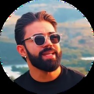 Criador representado pelo Grupo Viraller